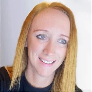 Meet your Posher, Stacy